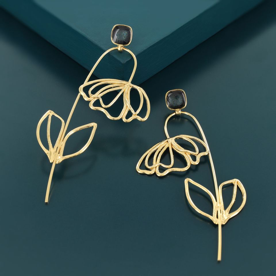 Taratata Jewellery - Long Flower Stud Earrings