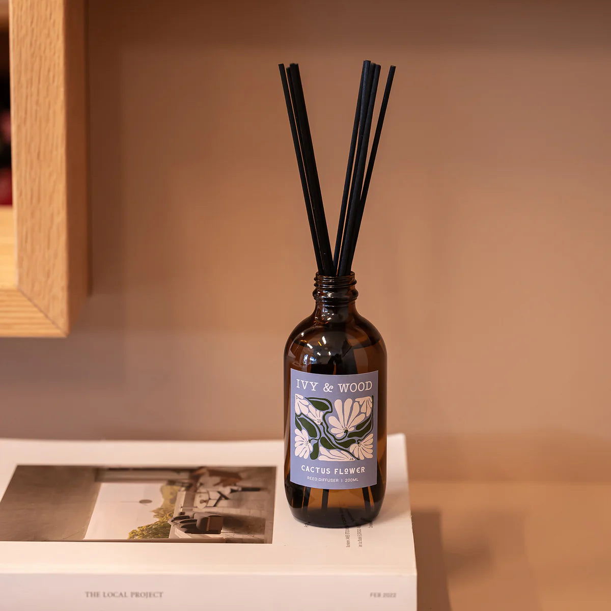 Ivy and Wood Cactus Flower Diffuser