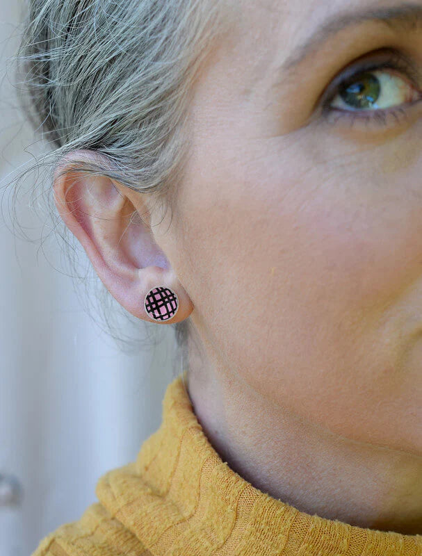 Crosshatched Domed Studs - pink