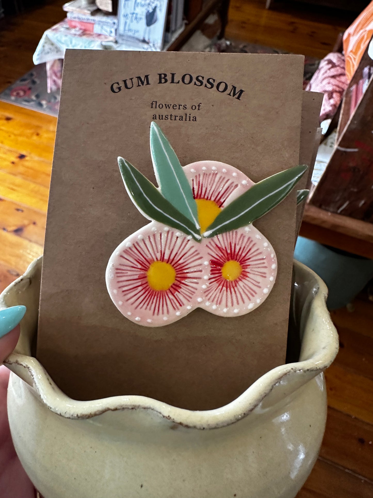 Ceramic Flowering Gum ornament/brooch/magnet