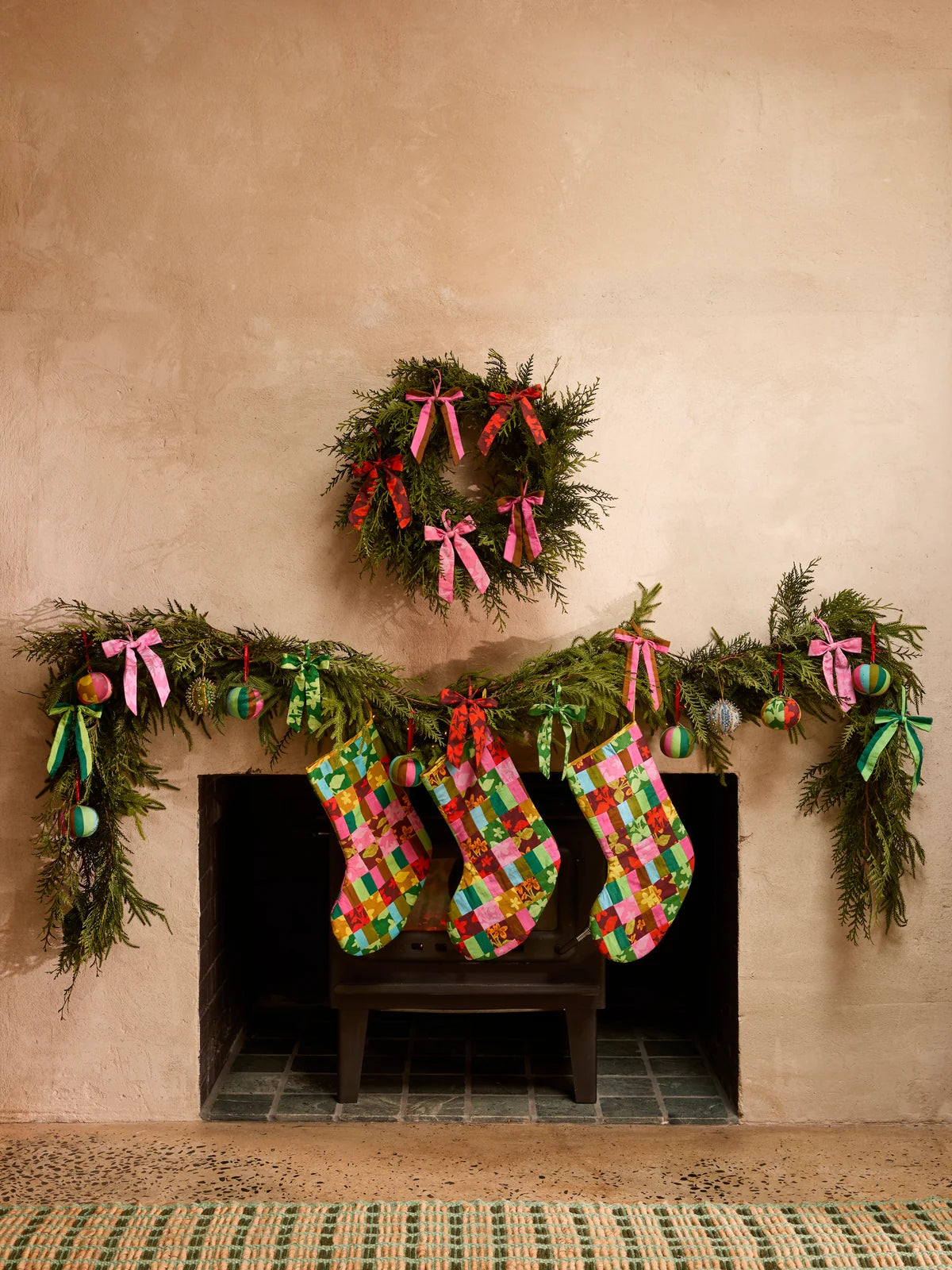 Bonnie and Neil Linen Bow Decoration Set - Green Floral