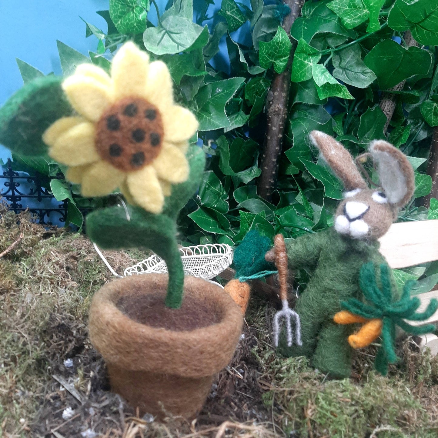Handmade Felt Gordon the Gardening Hare Hanging Decoration