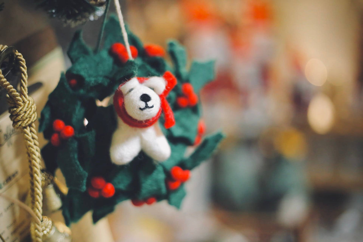 Handmade Felt Fair tade Holly Mini Wreath Christmas Decor