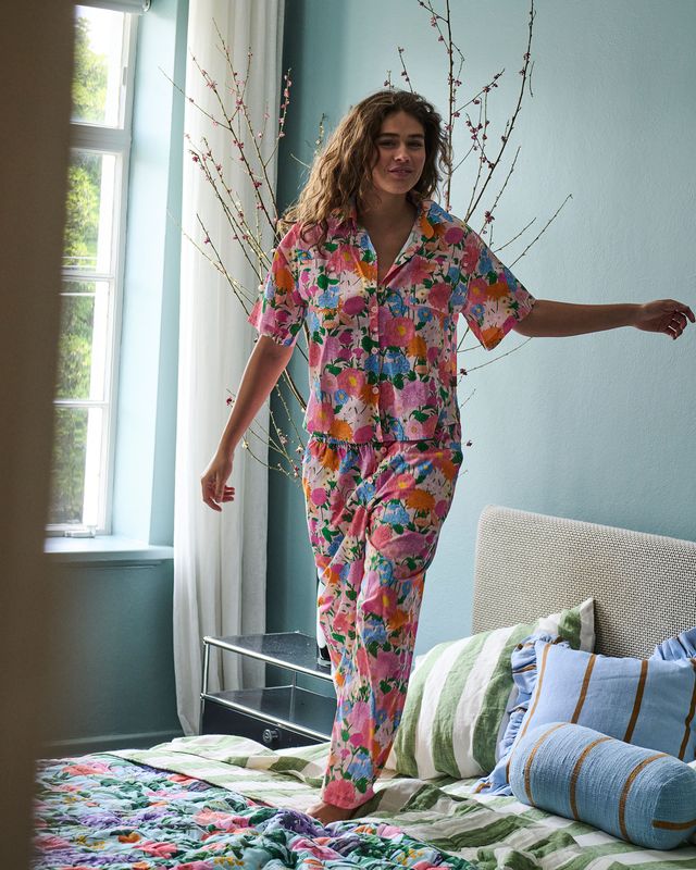 Kip and Co Adult Organic Short Sleeve and Pant Pyjama Set - Follow the Sun