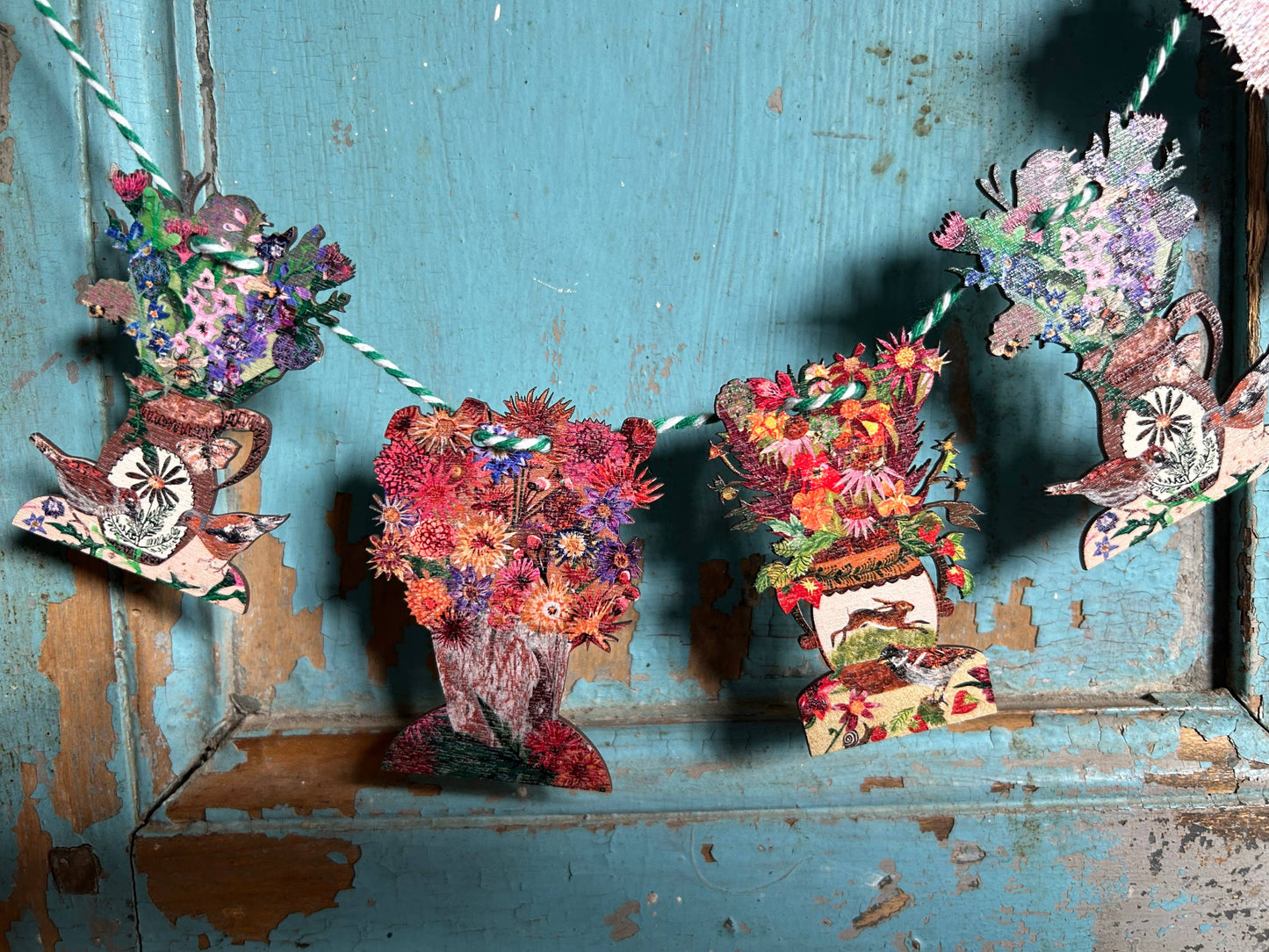 Pop out make your own floral wooden garland 