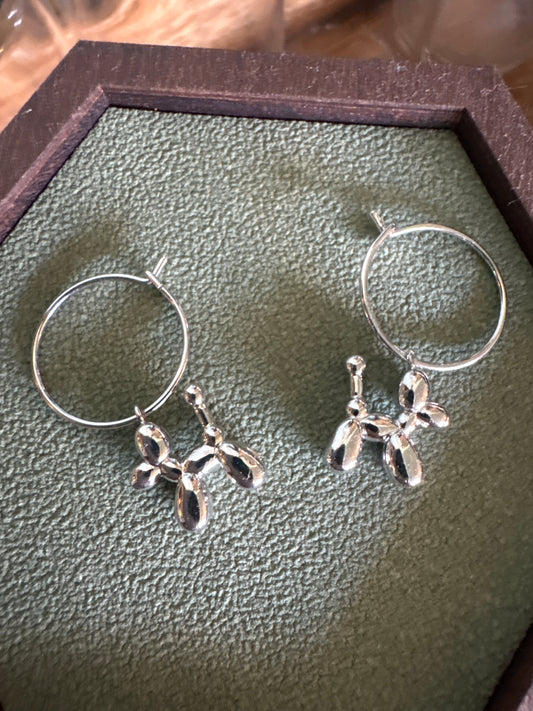Balloon Dog sleeper Earrings (silver)