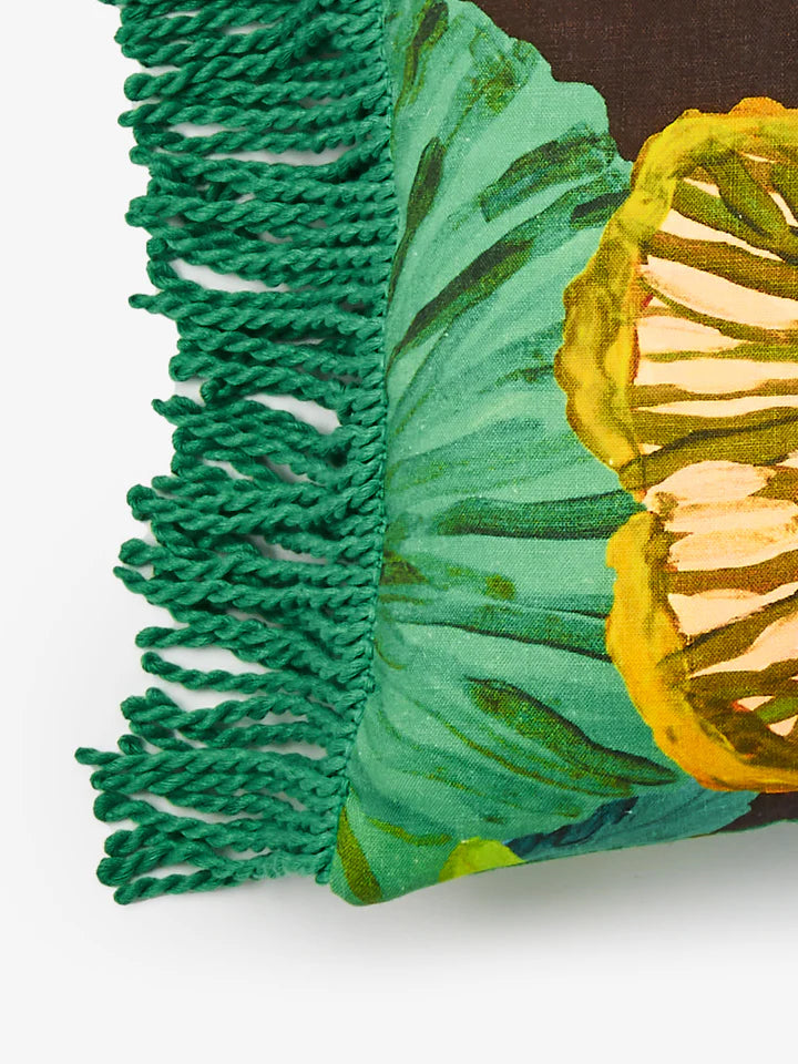Bonnie and Neil Cushion - Wild Pansy Verde 60x40cm