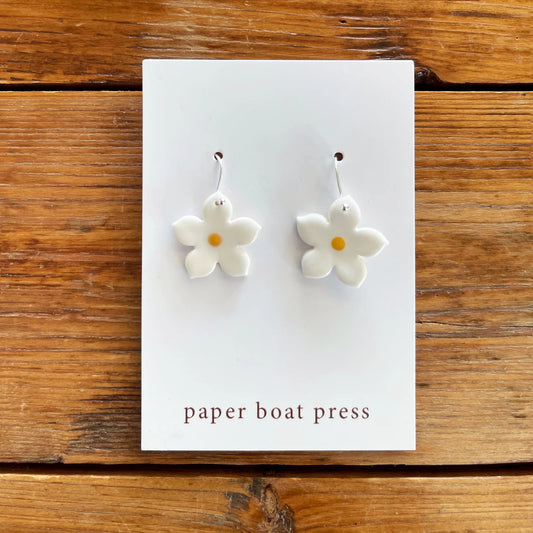 Paper Boat Press Small Flower Hanging Earrings - White and Yellow
