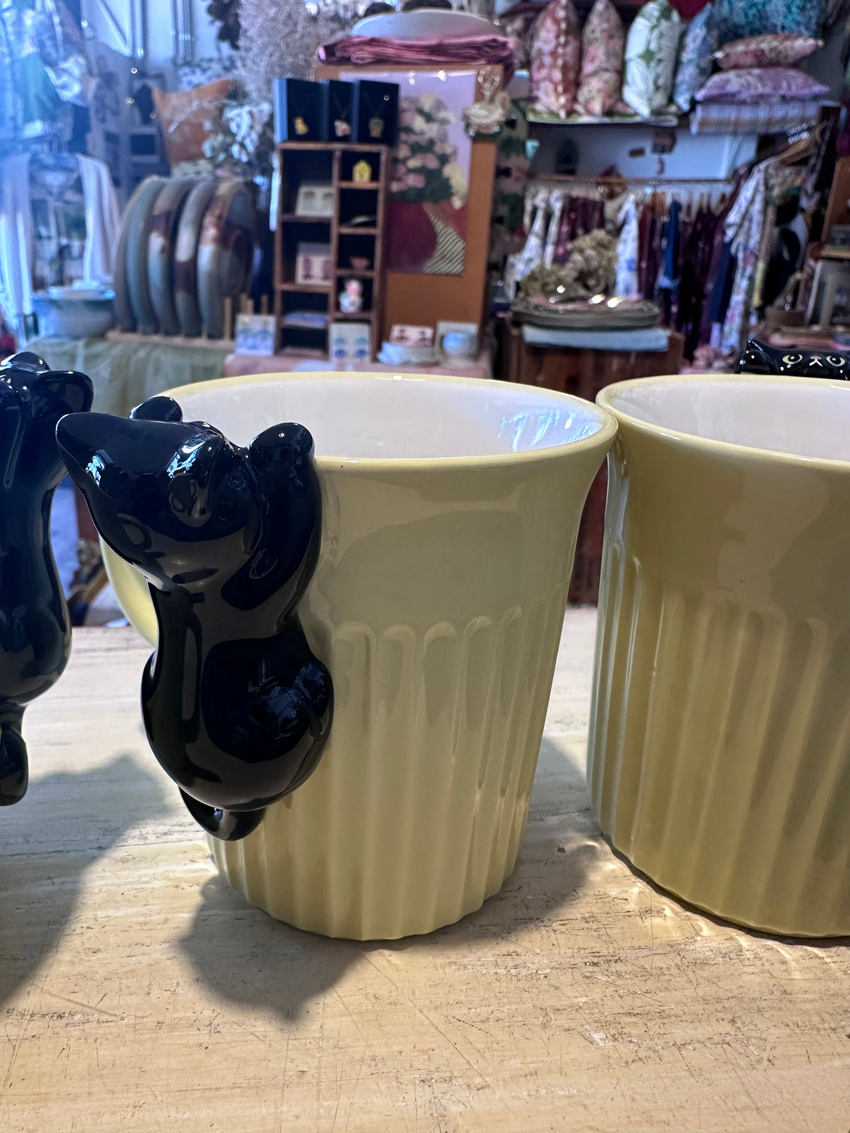 Concept Japan Yellow Mug with Black Cat