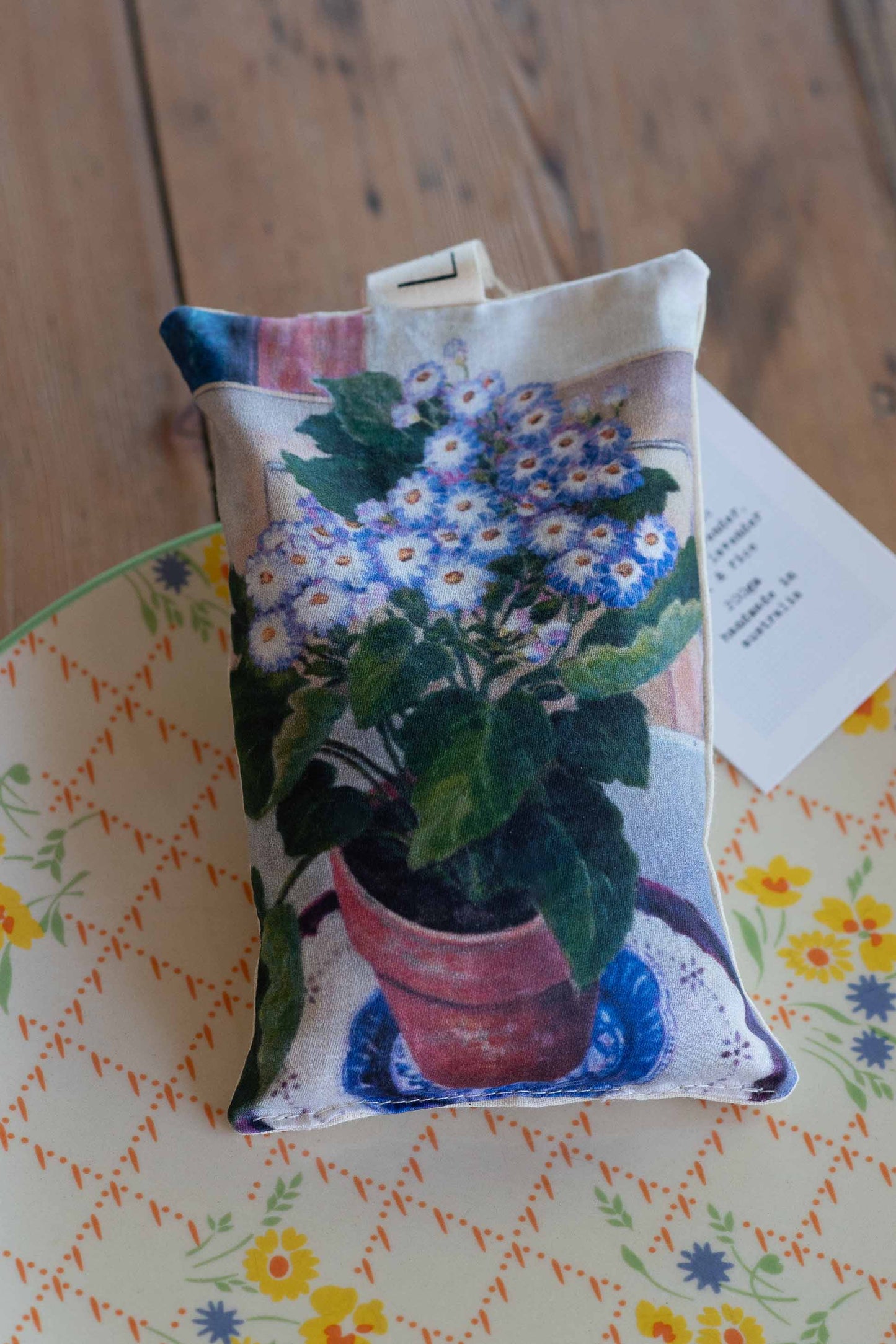 Lazybones Scented Sachet - Cineraria