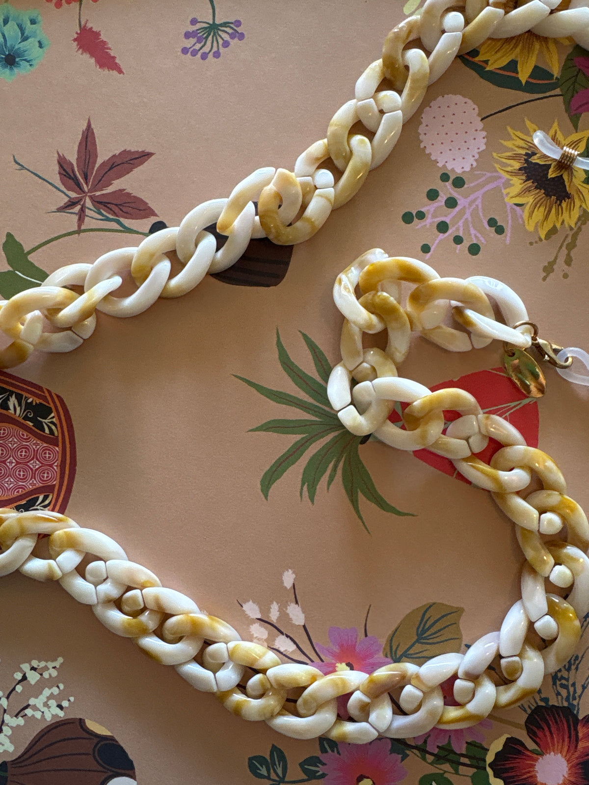 Salty Safari Sunglass Chain - Sand Tortoiseshell