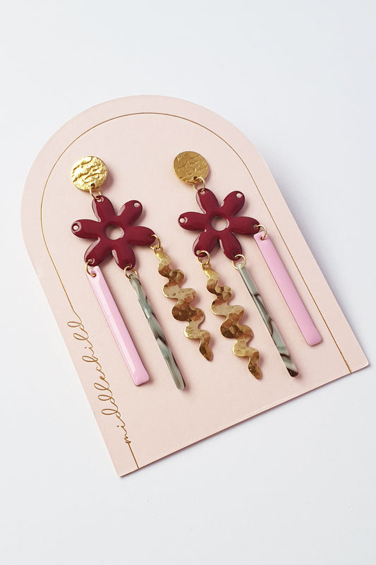 Middle Child Earrings - Troupe (Bordeaux)