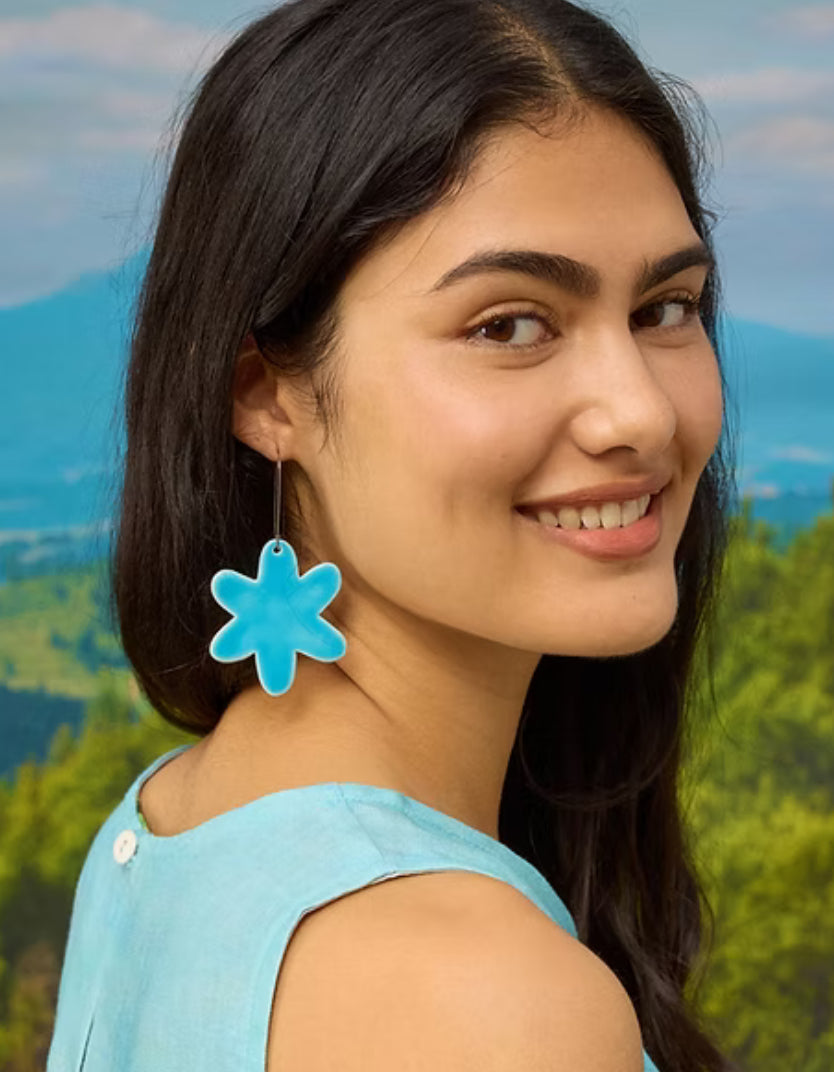 Togetherness Ceramic Starburst Earrings - Lake Blue