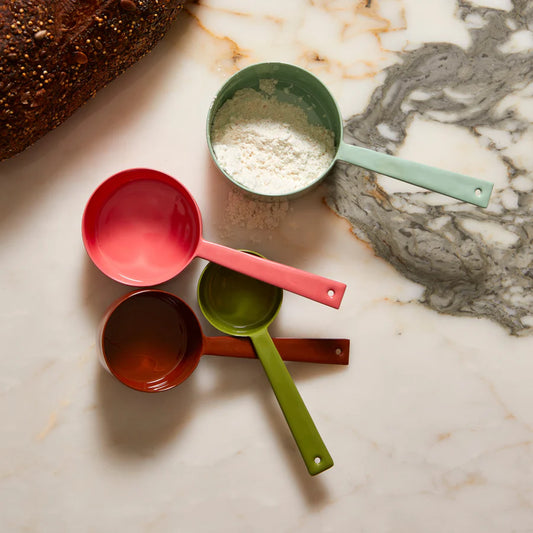 Enamel measuring cups (4) - Bonnie and Neil
