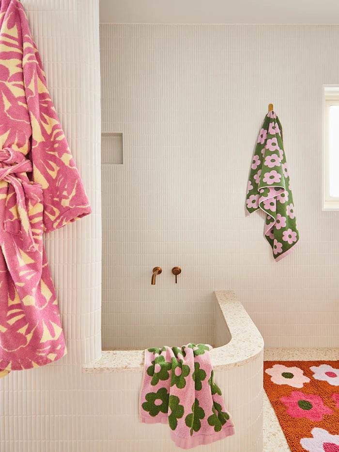 Mosey Me Flowerbed Bath Sheet