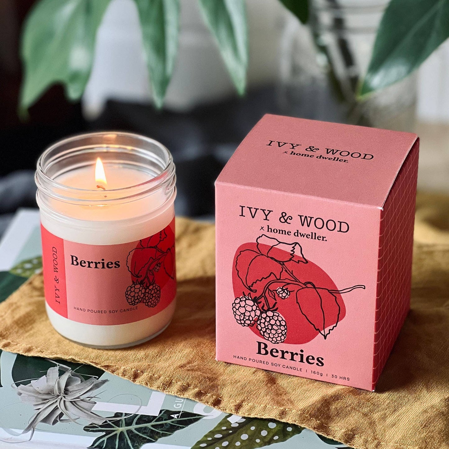 Ivy and Wood Homebody Candle - Berries
