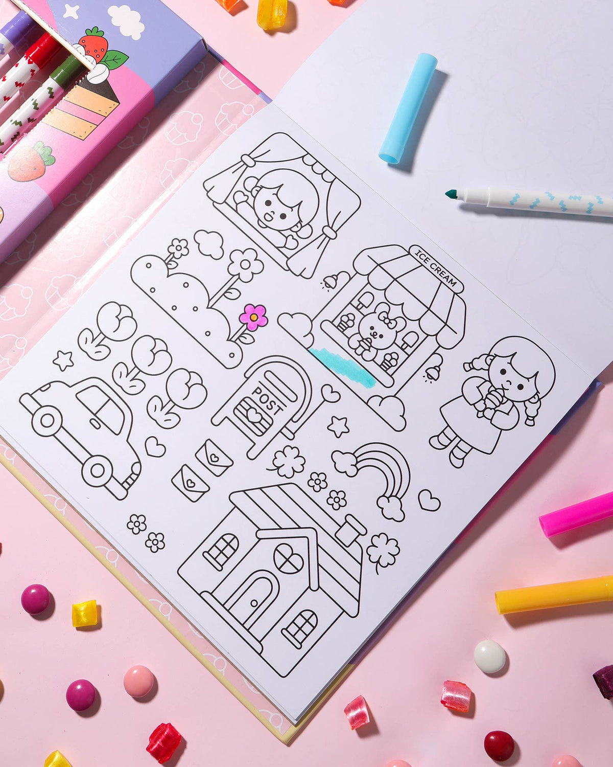 Kawaii Club Colouring Kit