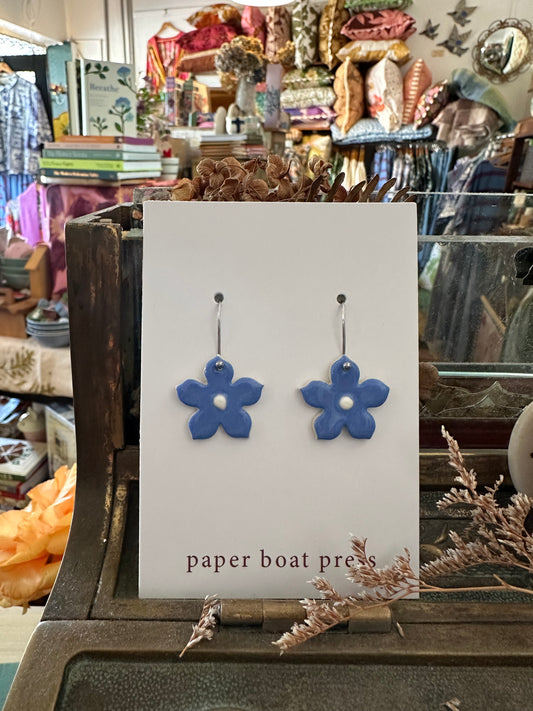 Paper Boat Press Small Flower Hanging Earrings - Blue