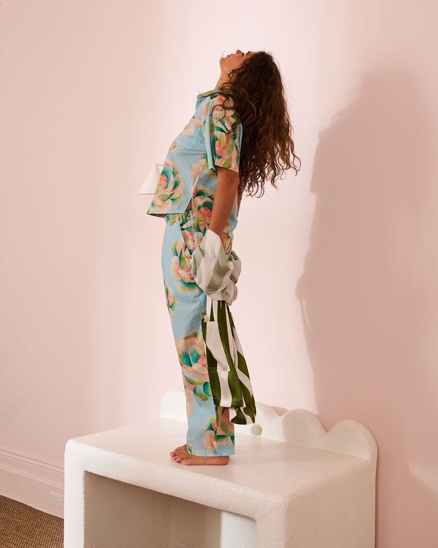 Kip and Co Organic Cotton Short Sleeve Shirt & Pant Pyjama Set - Big Beauty Floral Blue