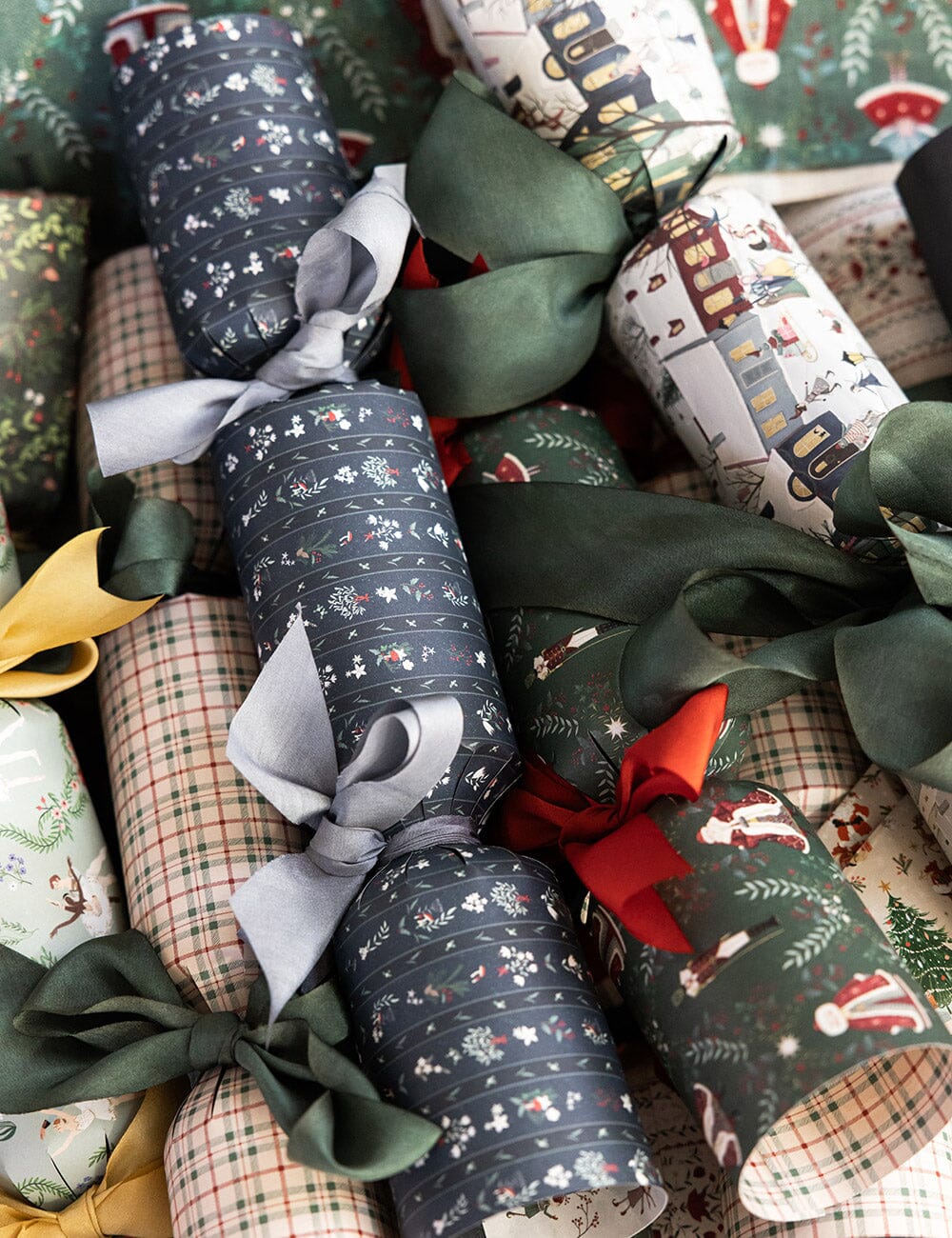 Bespoke Christmas Cracker Set - The Christmas Village