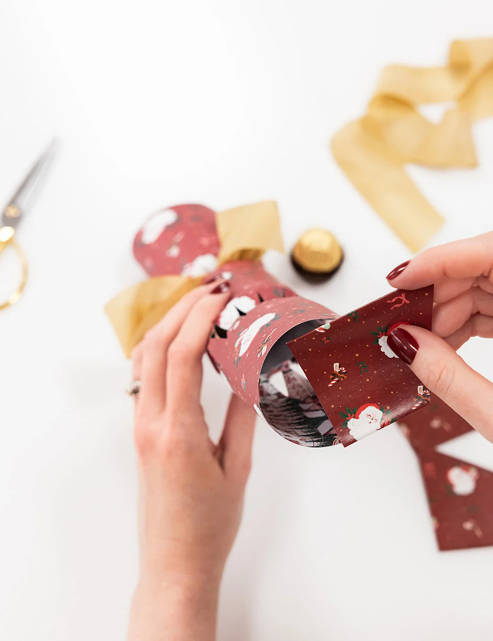 Jingle Bells Christmas Cracker Kits pk 10