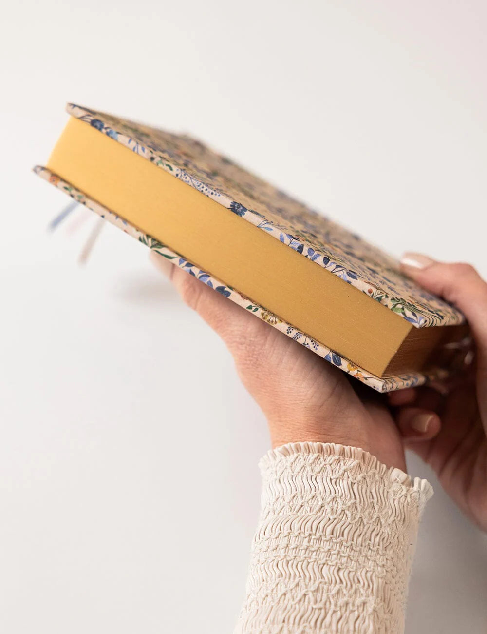 Bespoke Day to a Page 2026 Planner - Bluebuds