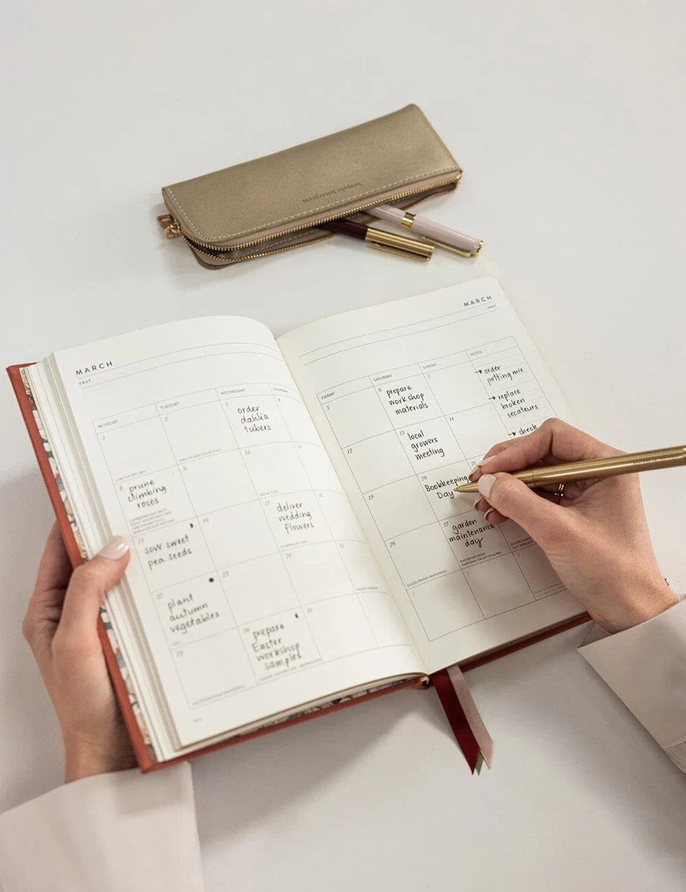 2027 Desktop Planner - Antique Copper