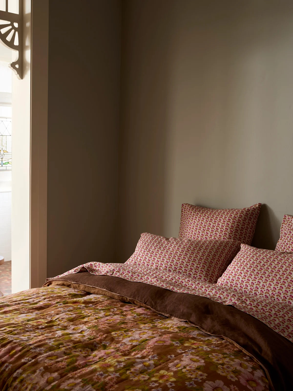 Bonnie and Neil Madeline Pink Linen Standard Pillowcases