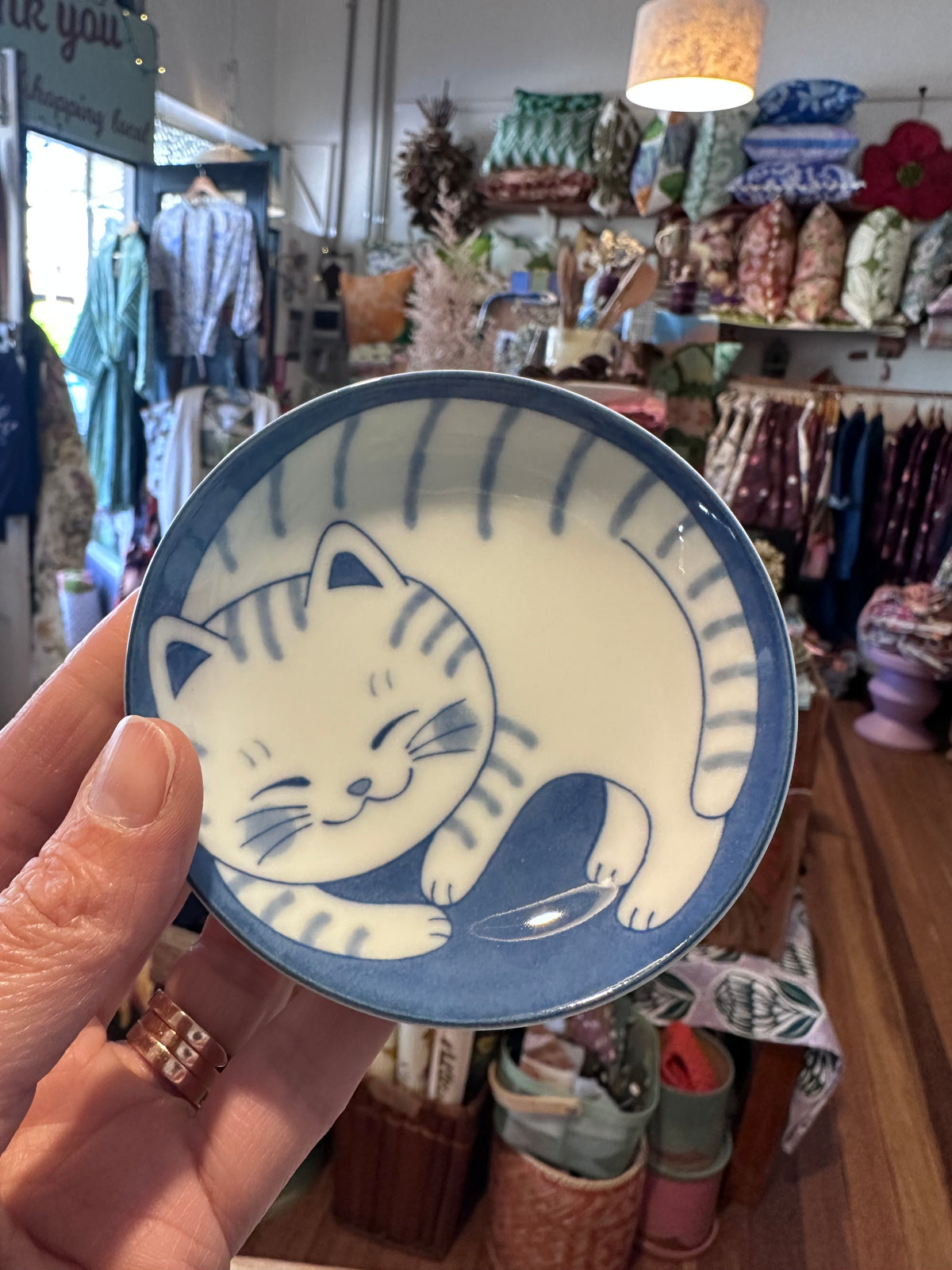 Concept Japan Blue TABBY Cat Ceramics