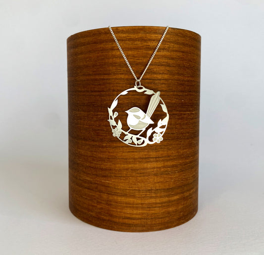 Go Do Good Necklace - Fairy Wren