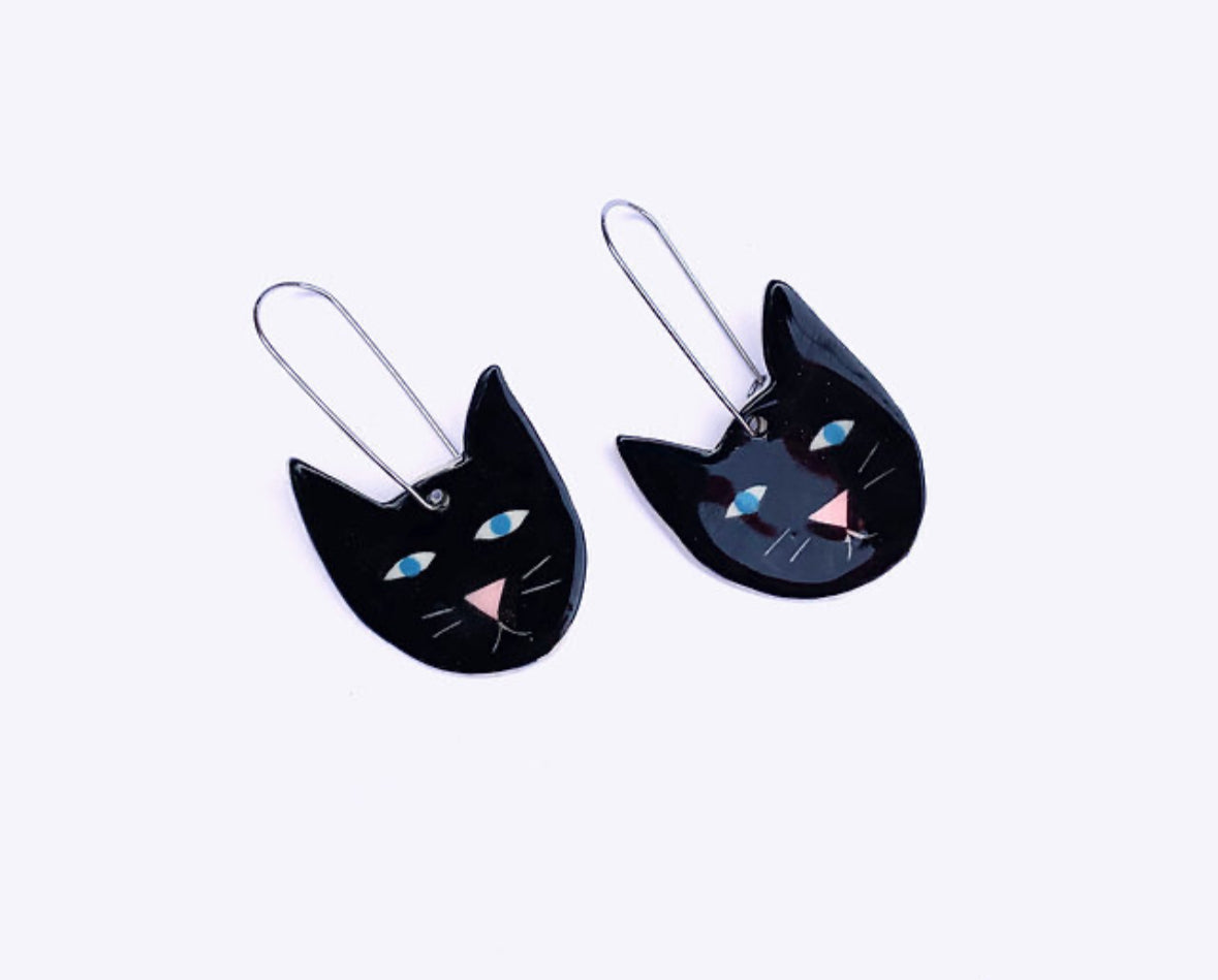 Togetherness Ceramic Earrings - Lucky Cat
