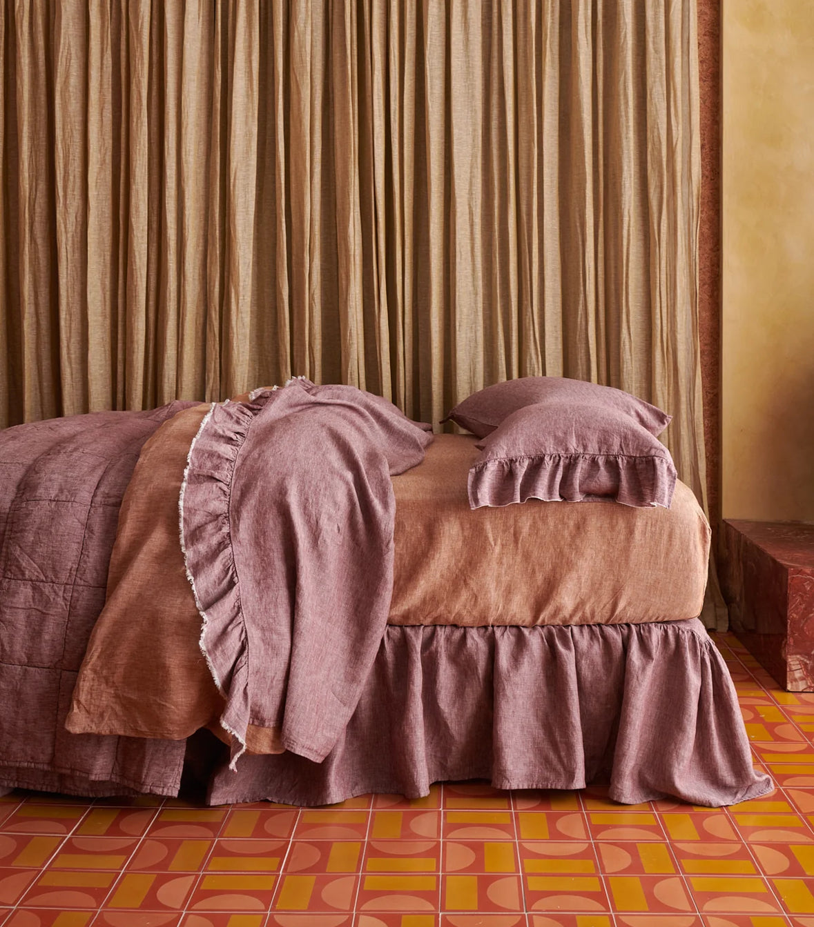 Society of Wanderers - Cinnamon Linen Fitted Sheet