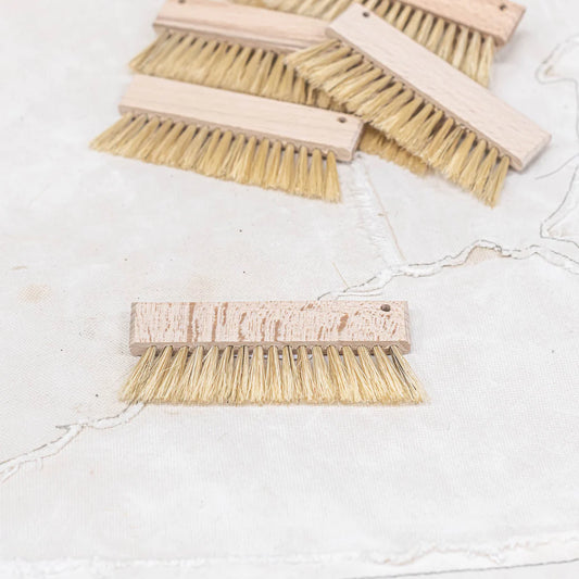 Cute table/keyboard brush