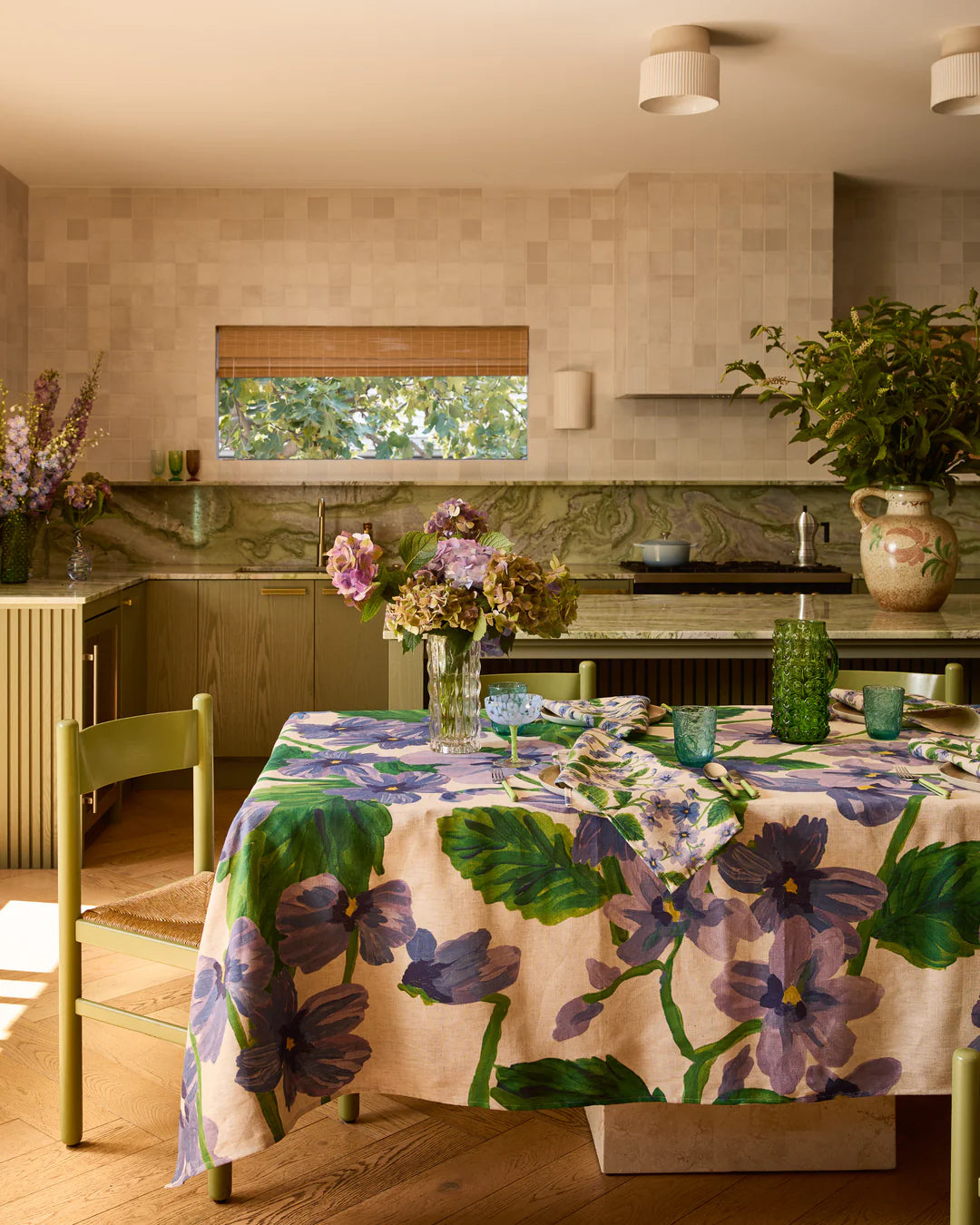 Lilas Blue Linen Tablecloth