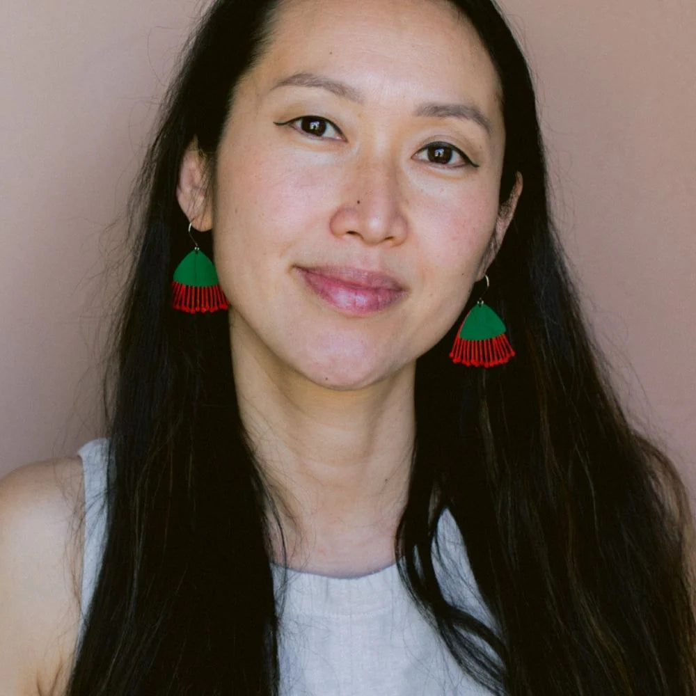 Denz Midi Gum Blossom Earrings - red/green