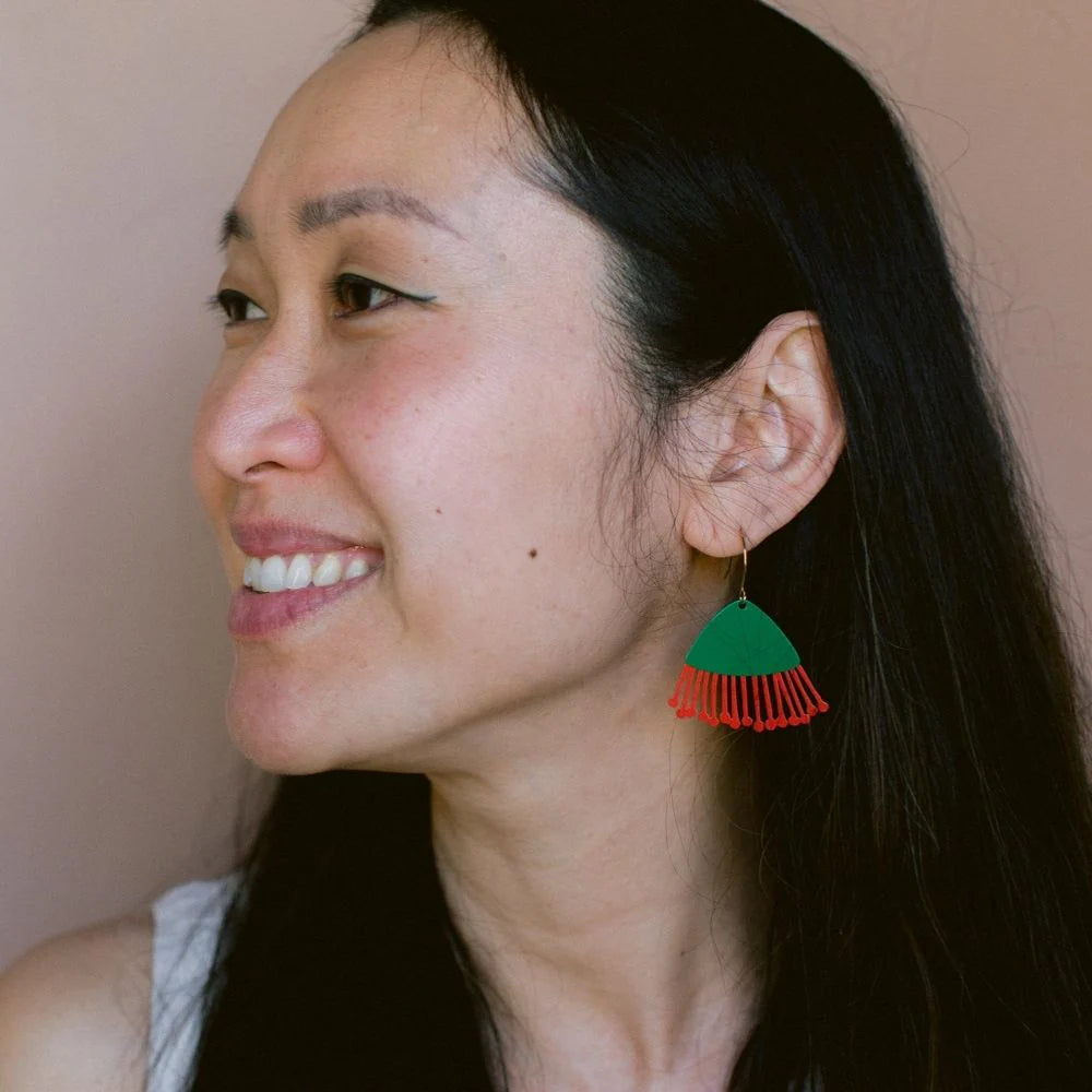 Denz Midi Gum Blossom Earrings - red/green