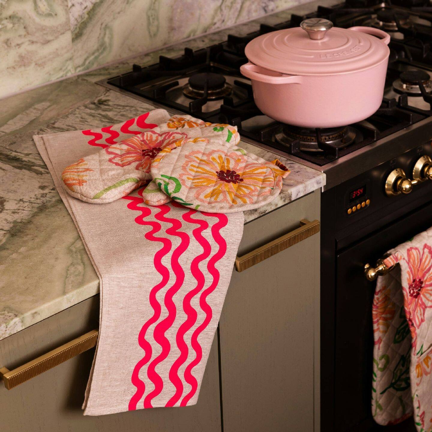 Bonnie and Neil Pink Wave Teatowel