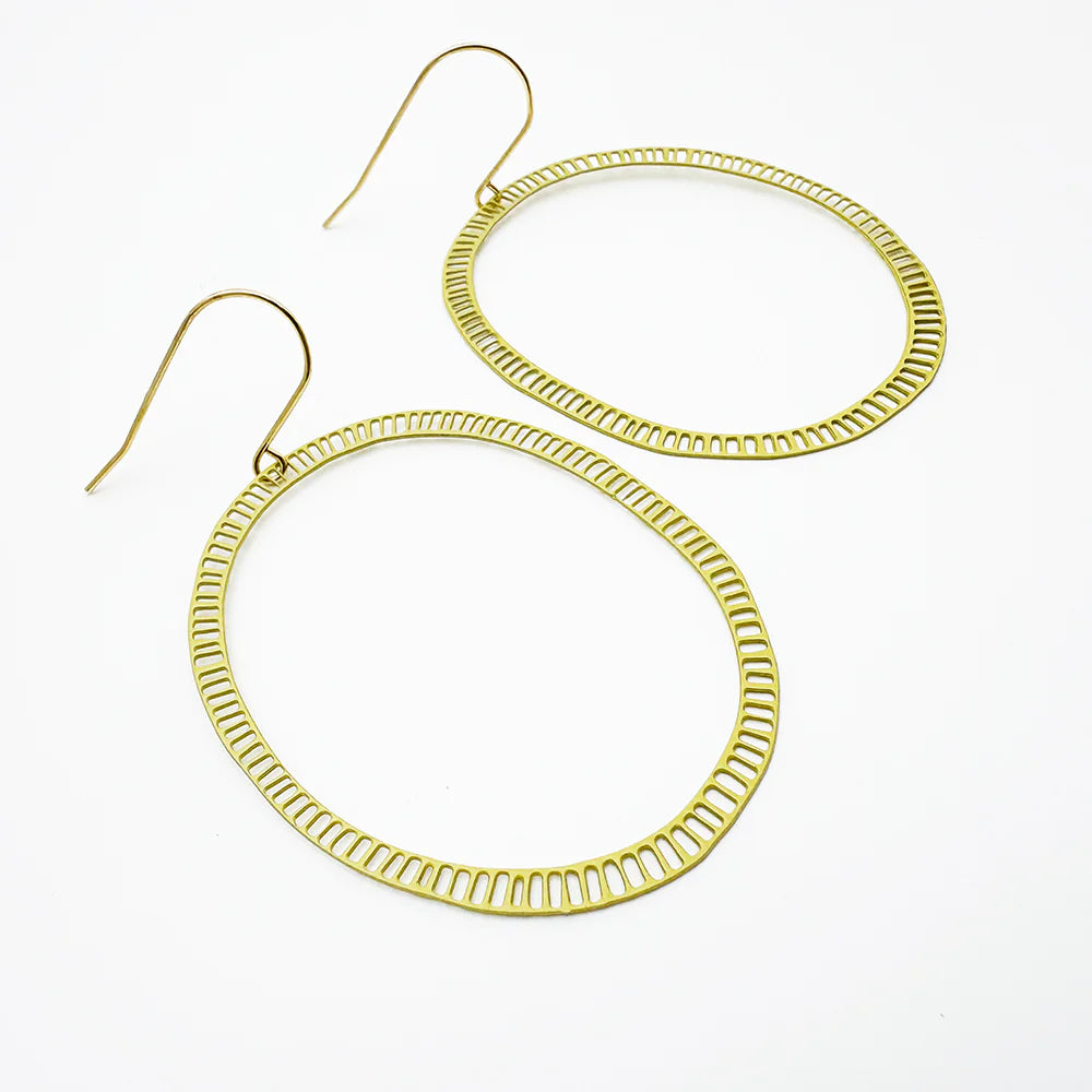Denz Dash Oval Earrings