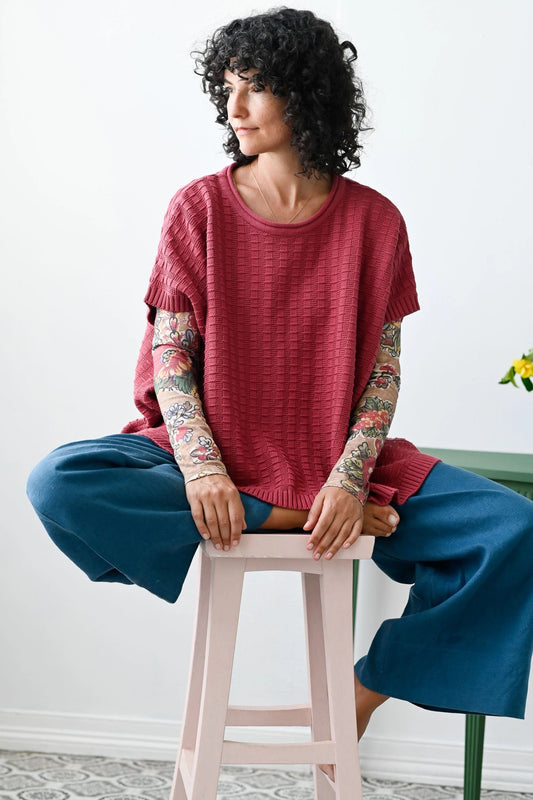 Lazybones Reni Vest - Earth Red