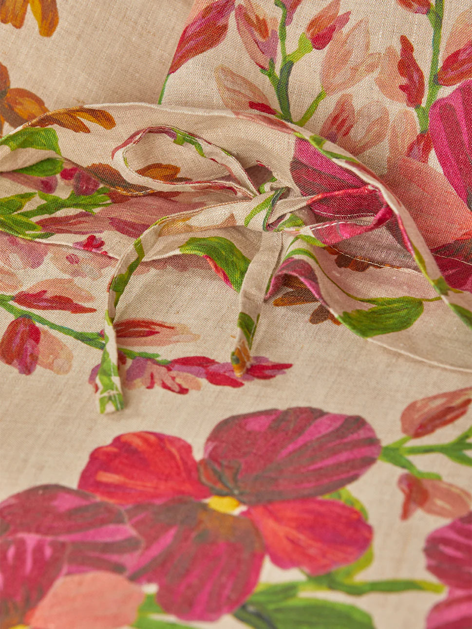 Bonnie and Neil Lupin Multi Quilt Cover