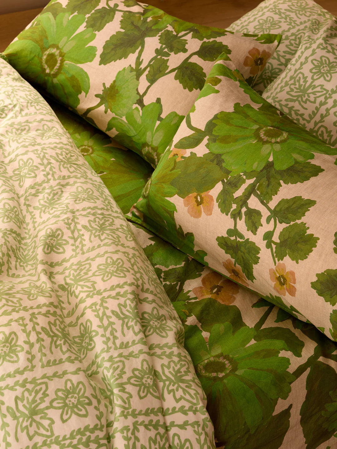Bonnie and Neil Marigold Leaf Fitted Sheet