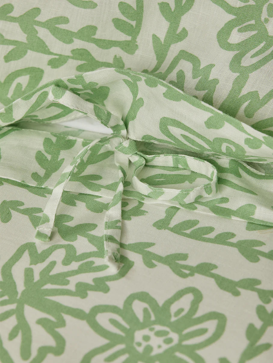 Bonnie and Neil Daisy Sage Quilt Cover