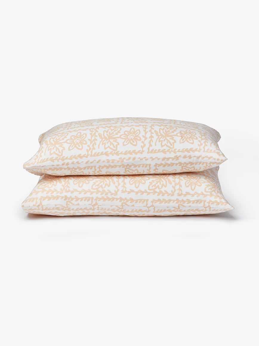 Bonnie and Neil Daisy Buff Pillowcases