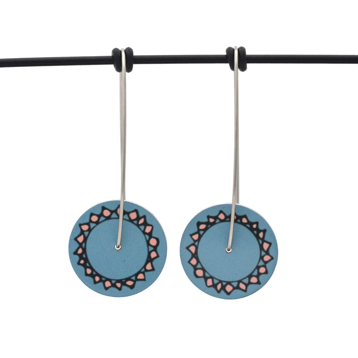 Facets Small Circle Drop Hook