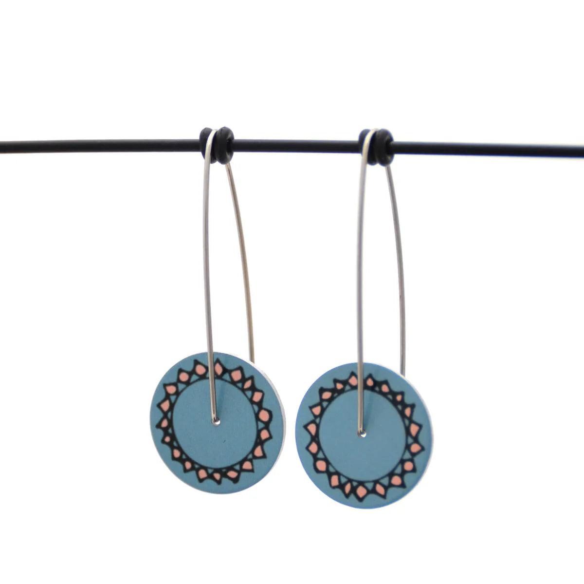 Facets Small Circle Drop Hook