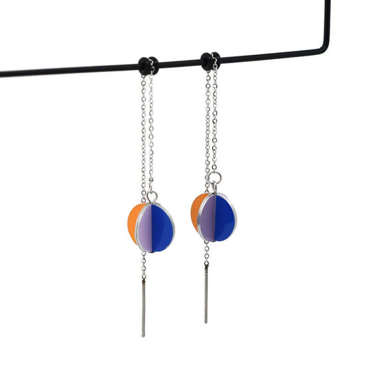 Dear Daisy Pendulum Thread Earrings