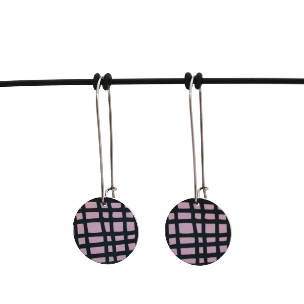 Crosshatched Small Circle Drop Hooks - pink