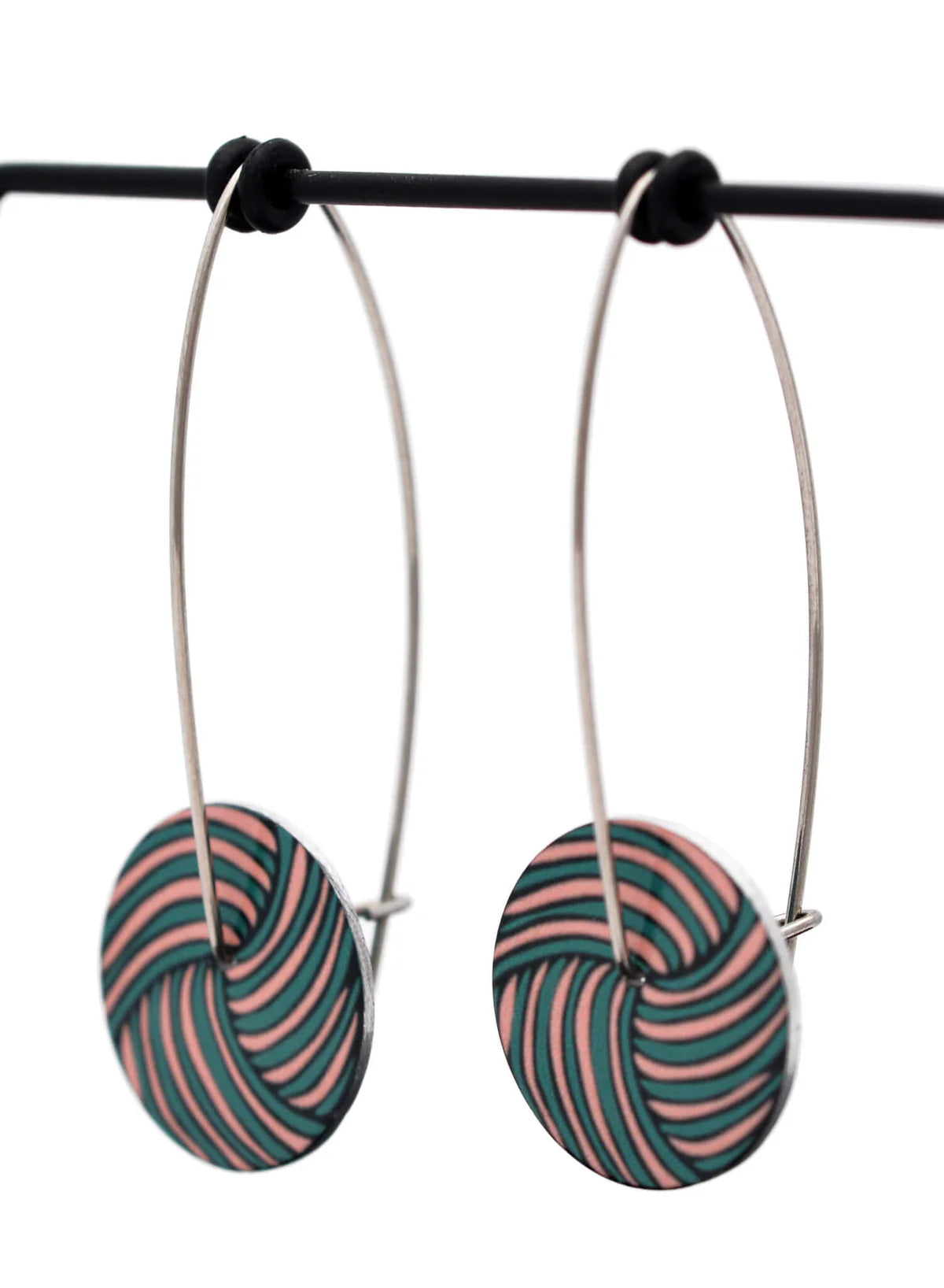 Woven Knot Small Circle Drop Hooks