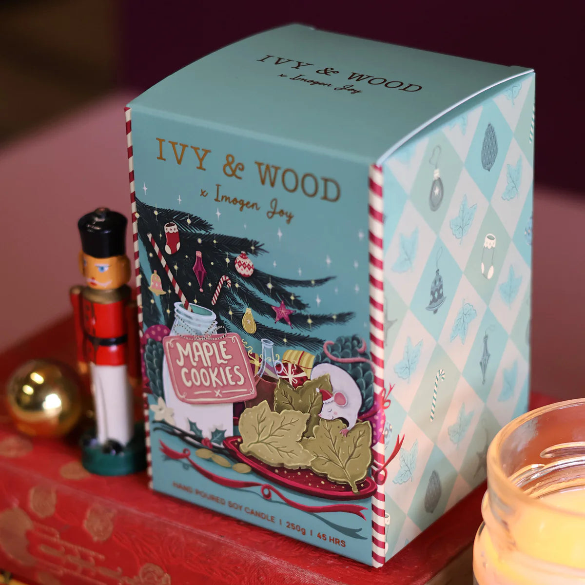 Ivy and Wood Maple Cookies Christmas Candle