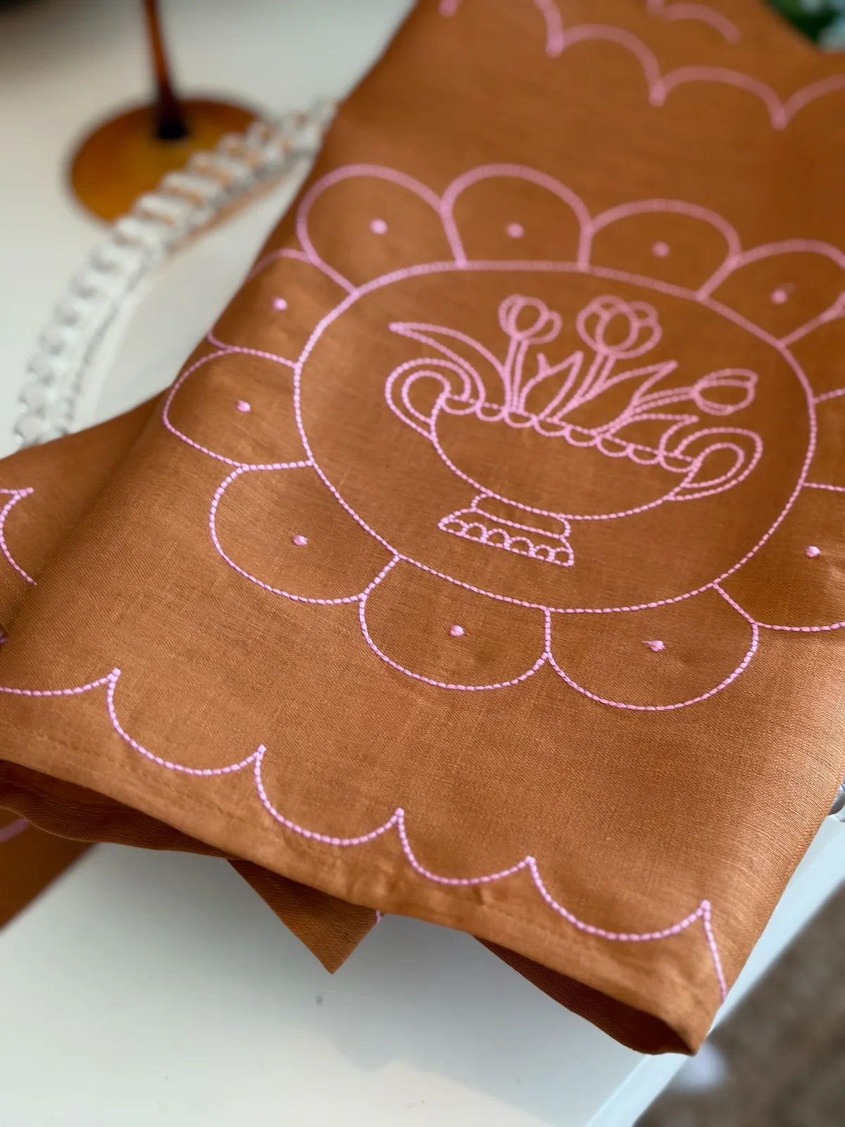 Tulip Plate Linen Placemat